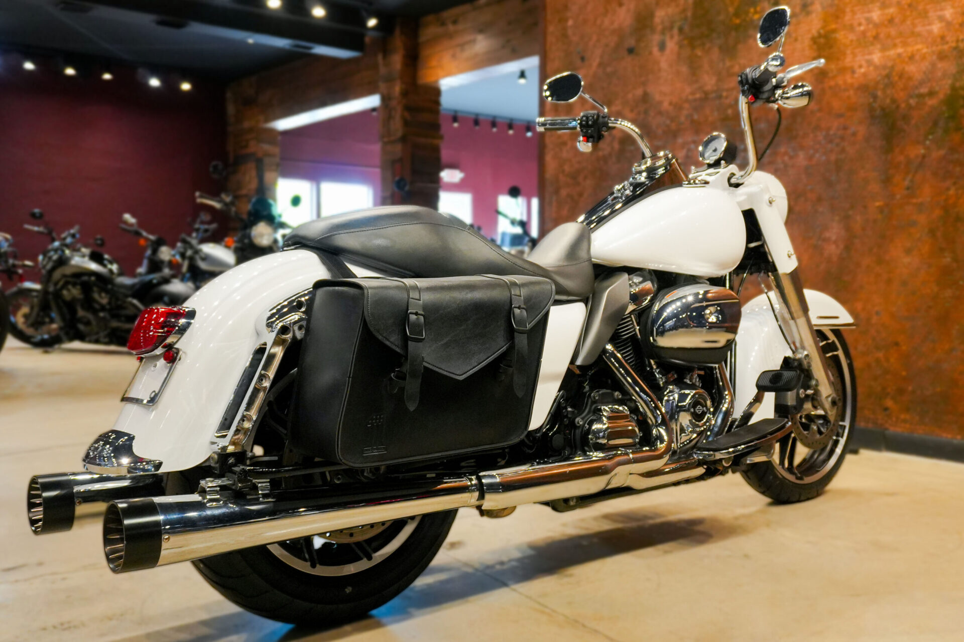 2021 HARLEY DAVIDSON ROAD KING