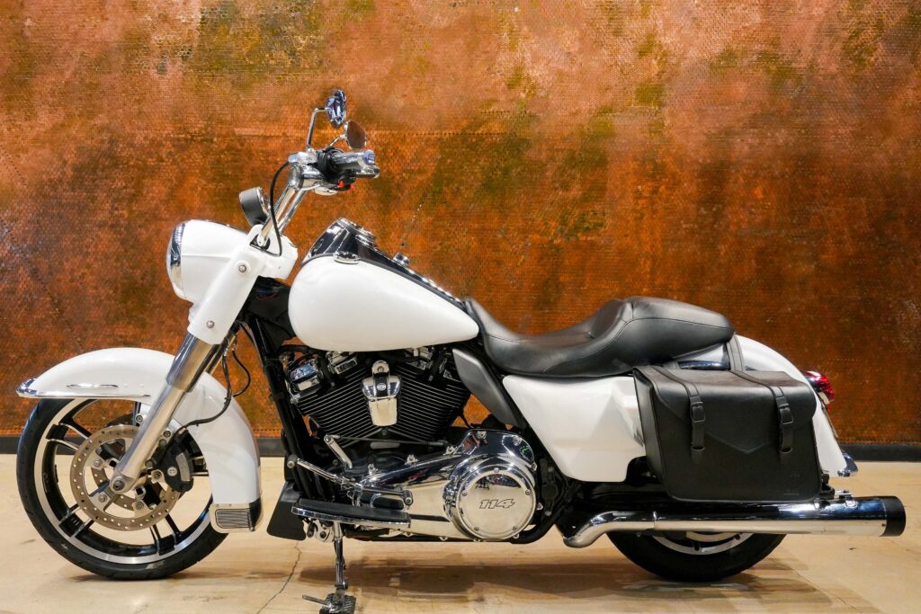 2021 HARLEY DAVIDSON ROAD KING