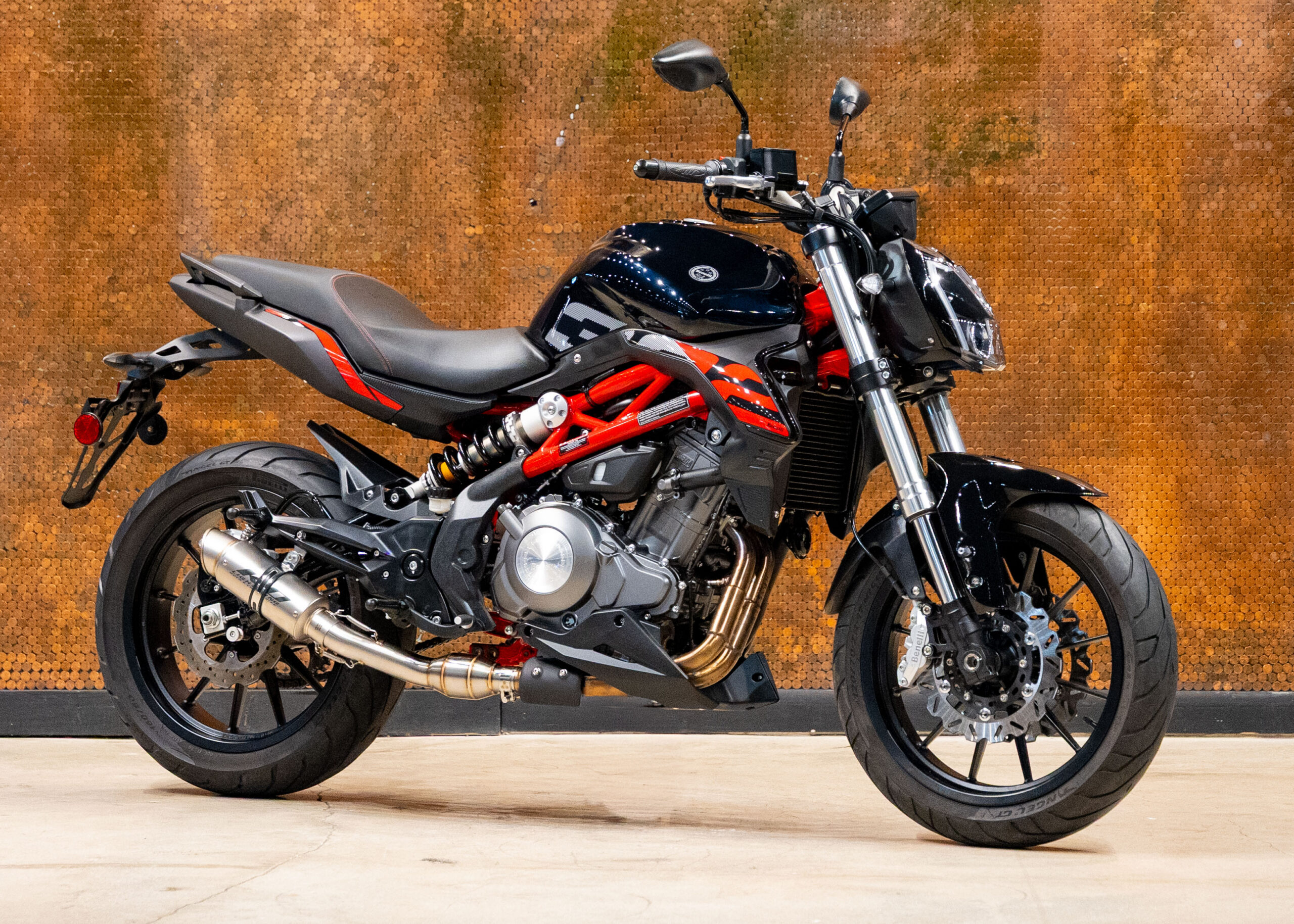 2023 BENELLI 302S