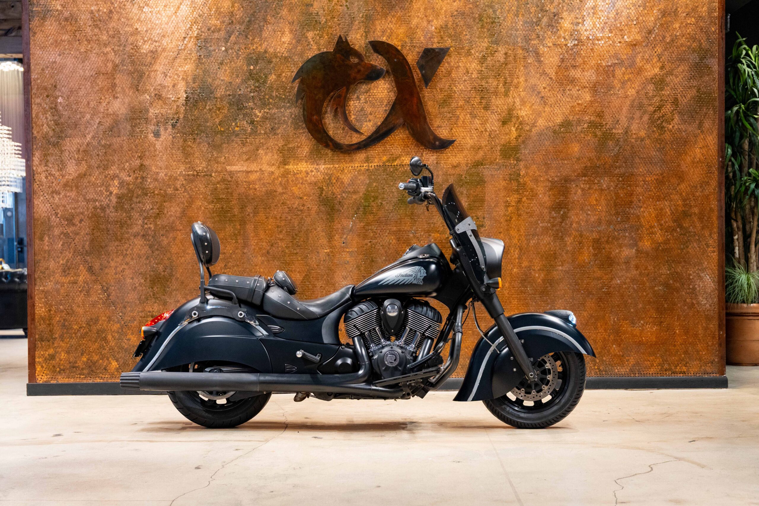 2016 INDIAN CHIEF DARK HORSE