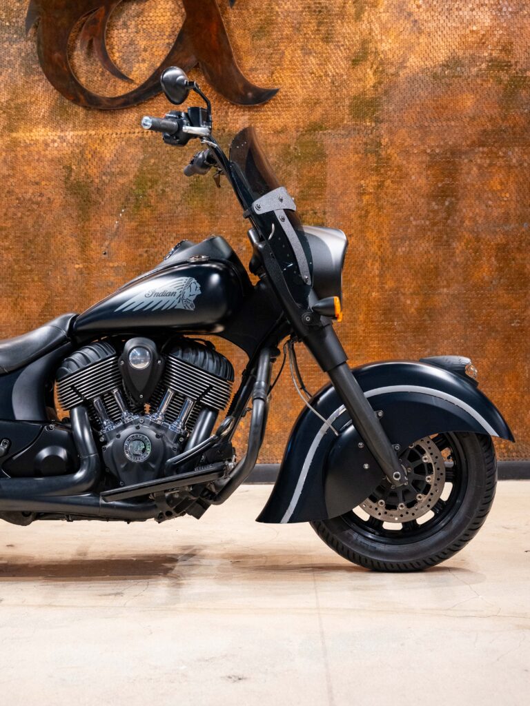 2016 INDIAN CHIEF DARK HORSE
