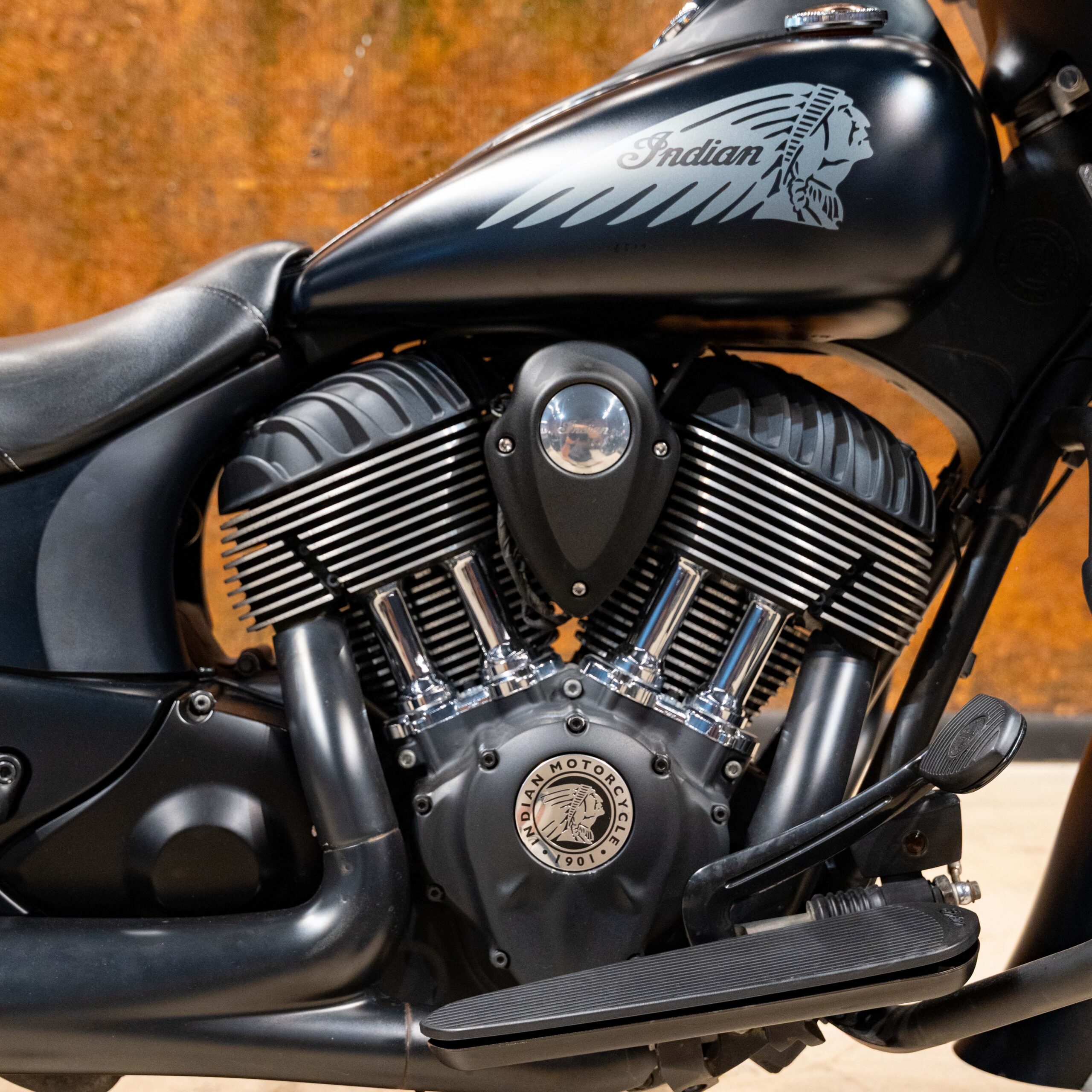 2016 INDIAN CHIEF DARK HORSE