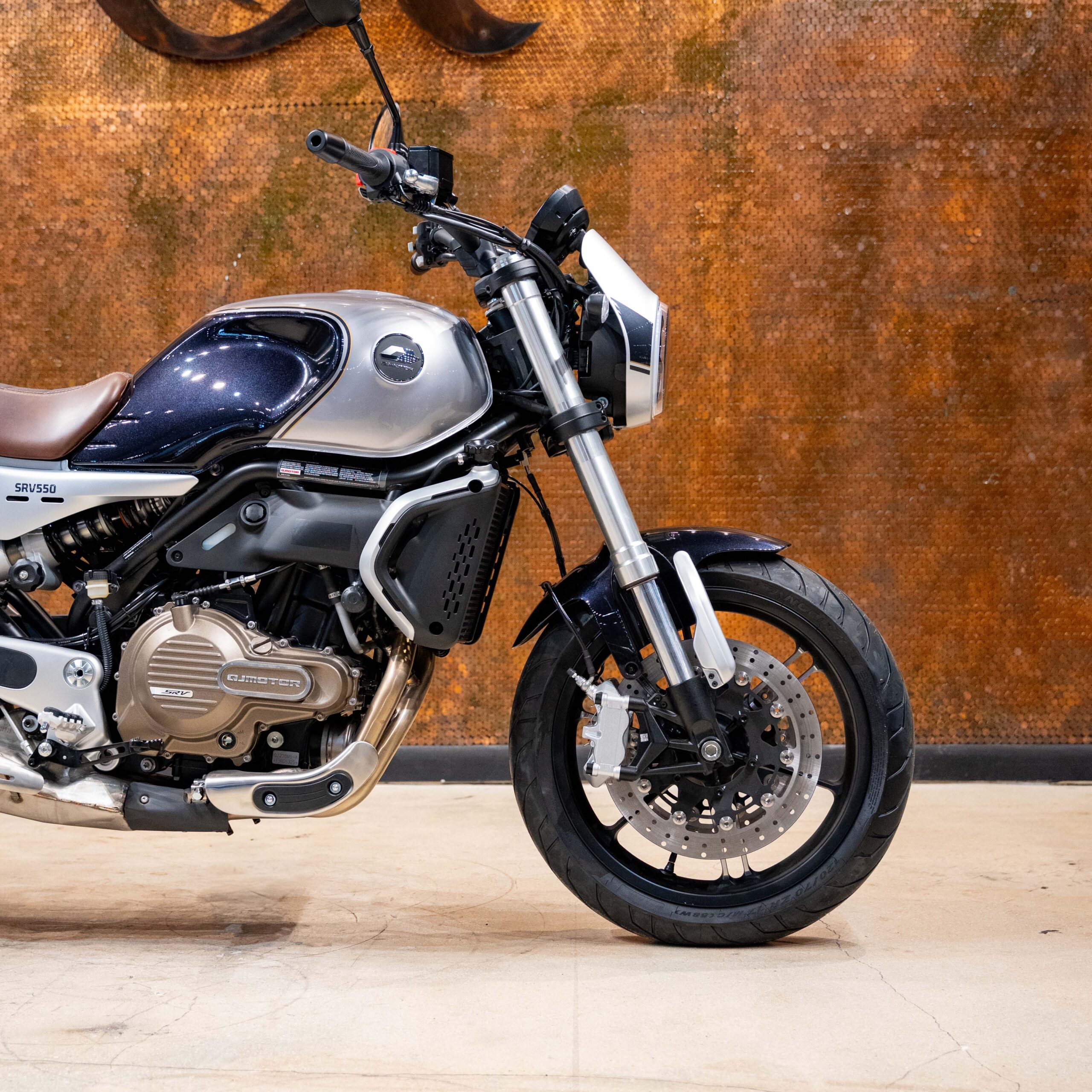 2023 QJ MOTORS/KEEWAY SRV550