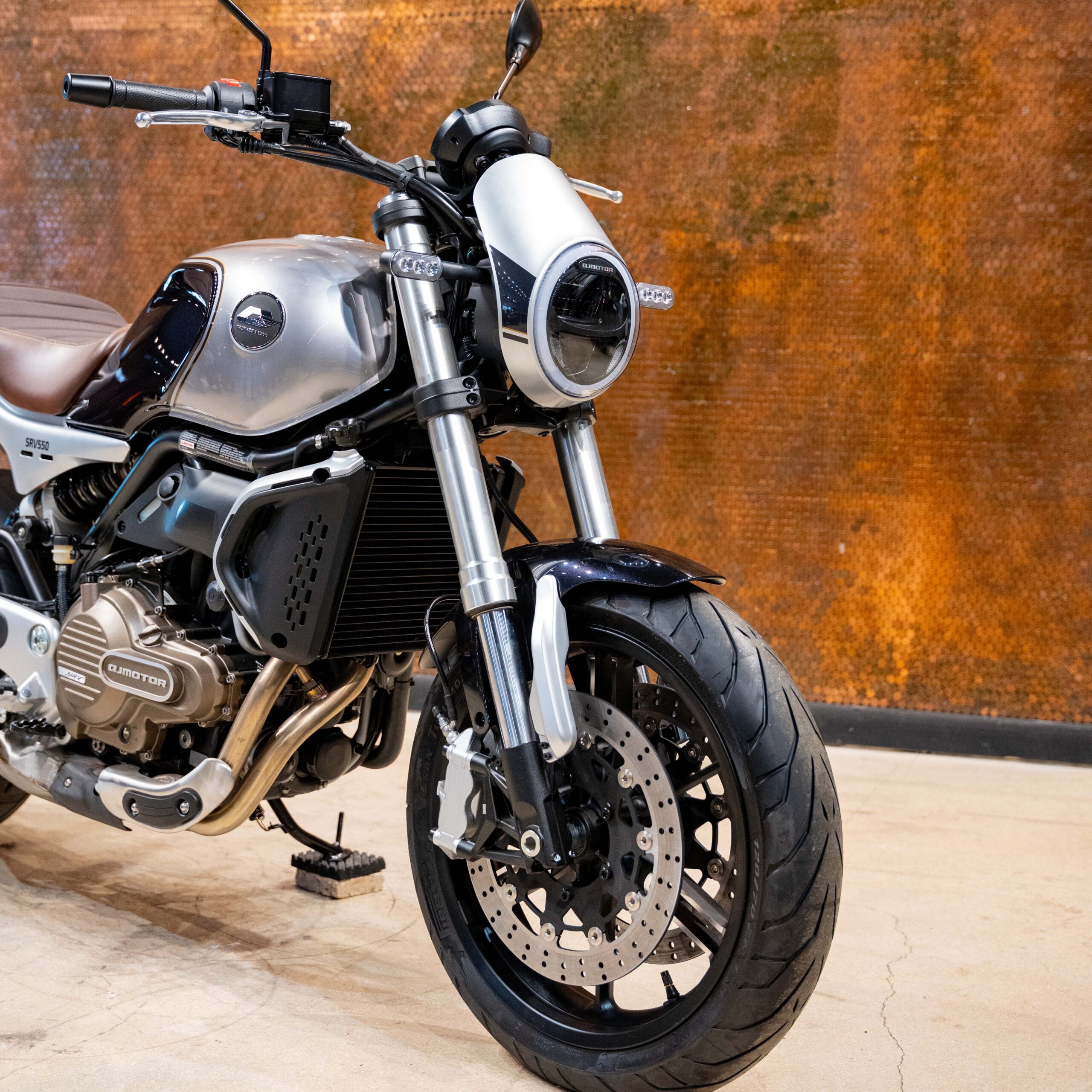 2023 QJ MOTORS/KEEWAY SRV550