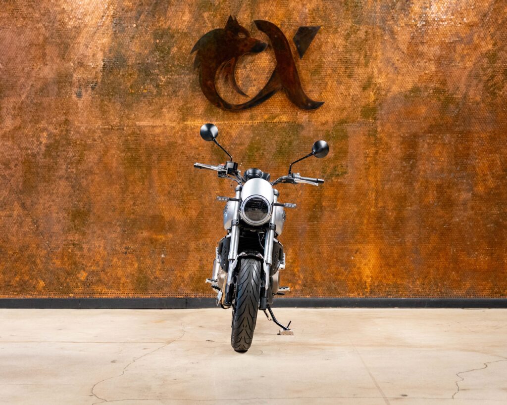 2023 QJ MOTORS/KEEWAY SRV550