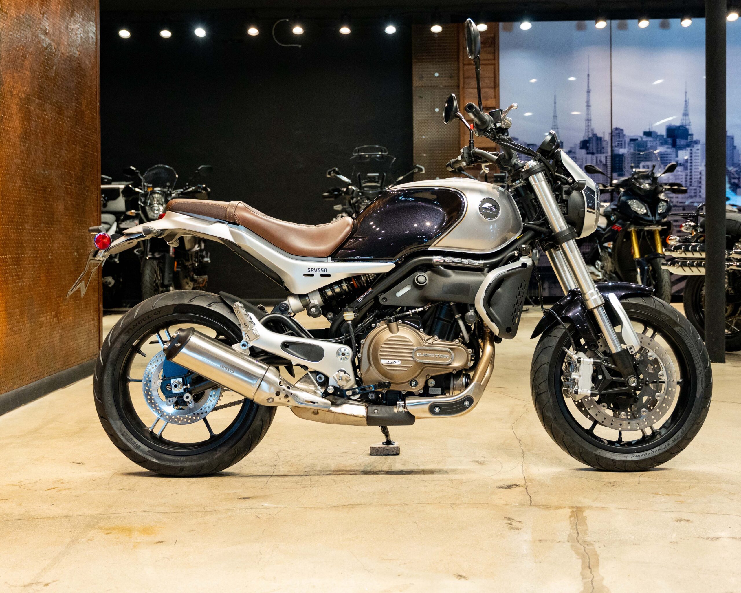 2023 QJ MOTORS/KEEWAY SRV550