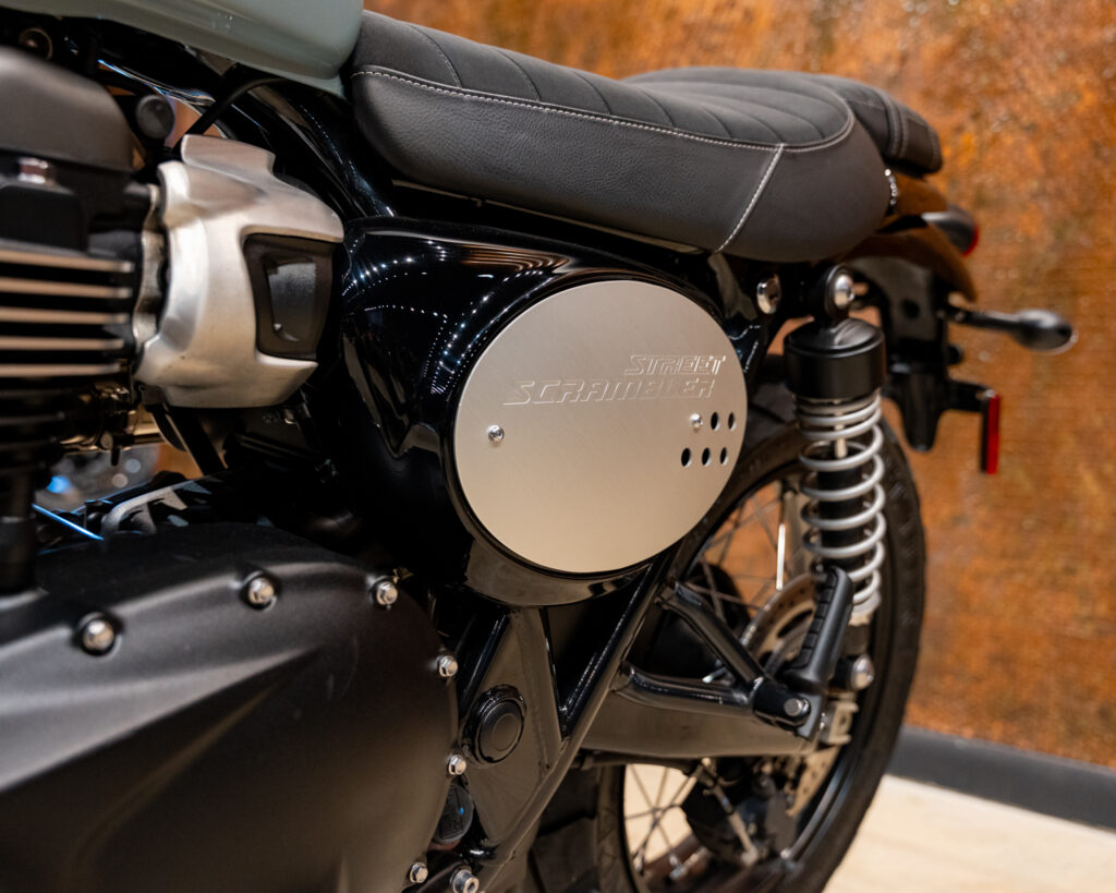2022 TRIUMPH STREET SCRAMBLER 900