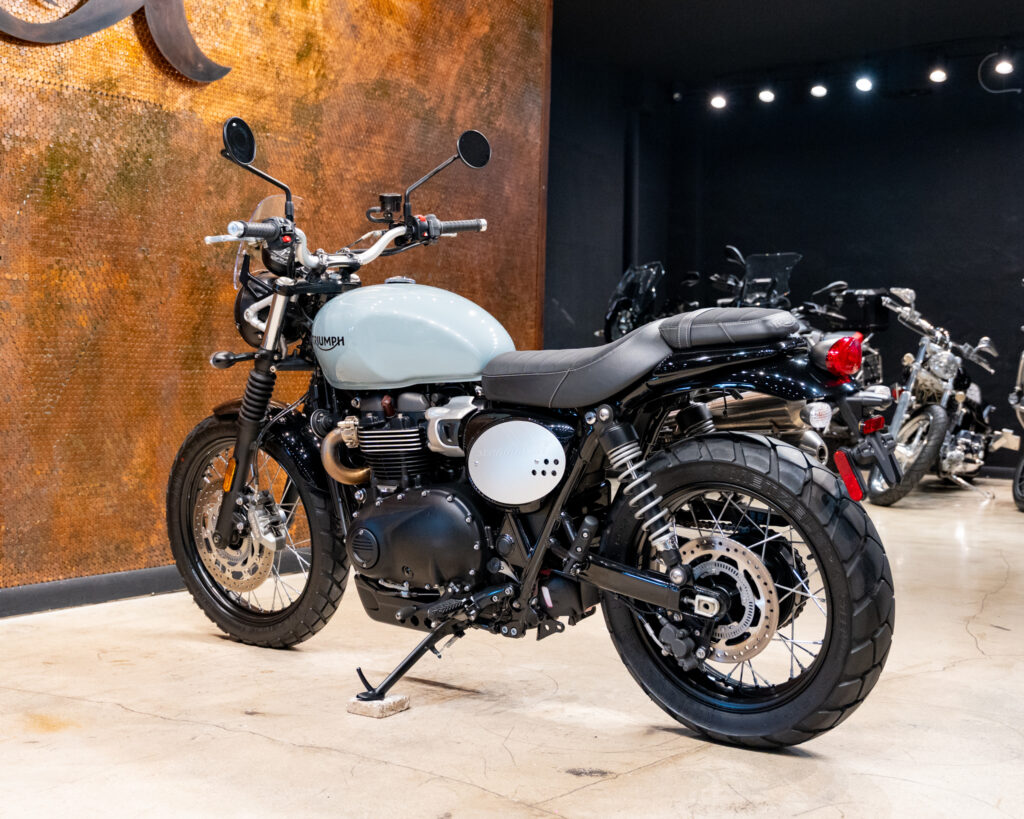 2022 TRIUMPH STREET SCRAMBLER 900