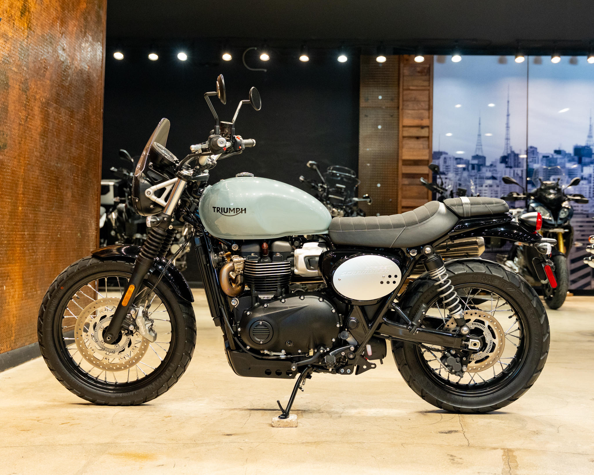 2022 TRIUMPH STREET SCRAMBLER 900