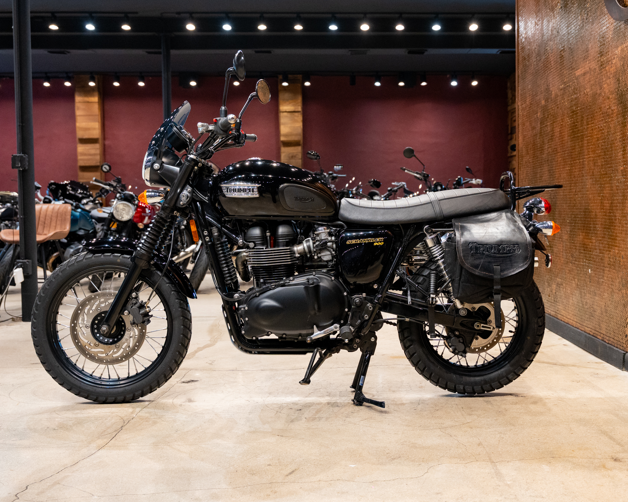 2017 TRIUMPH STREET SCRAMBLER