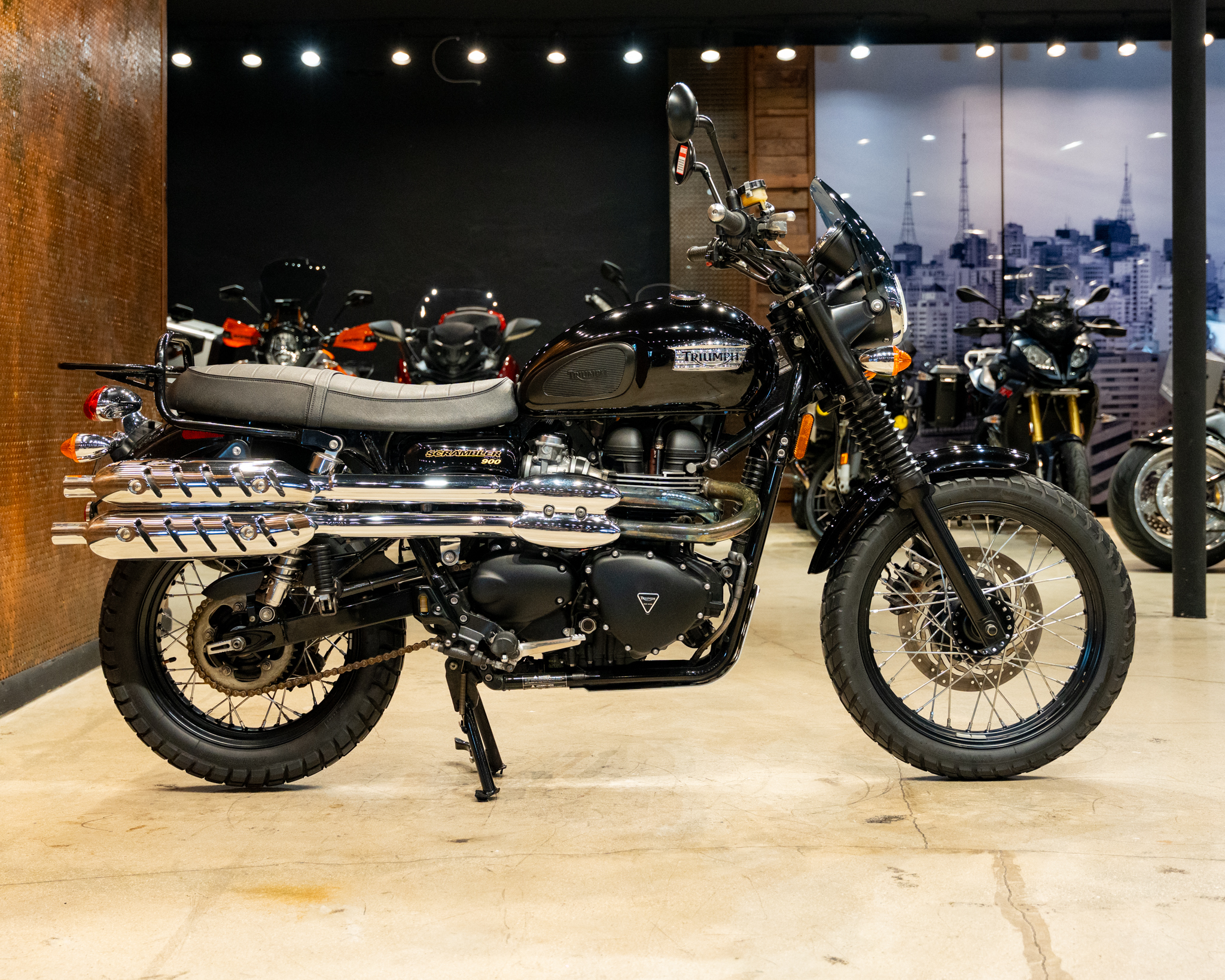 2017 TRIUMPH STREET SCRAMBLER