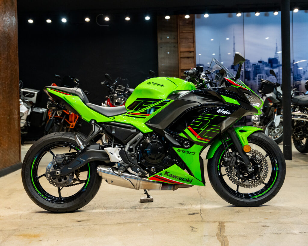 2023 KAWASAKI NINJA 650 KRT (ABS)