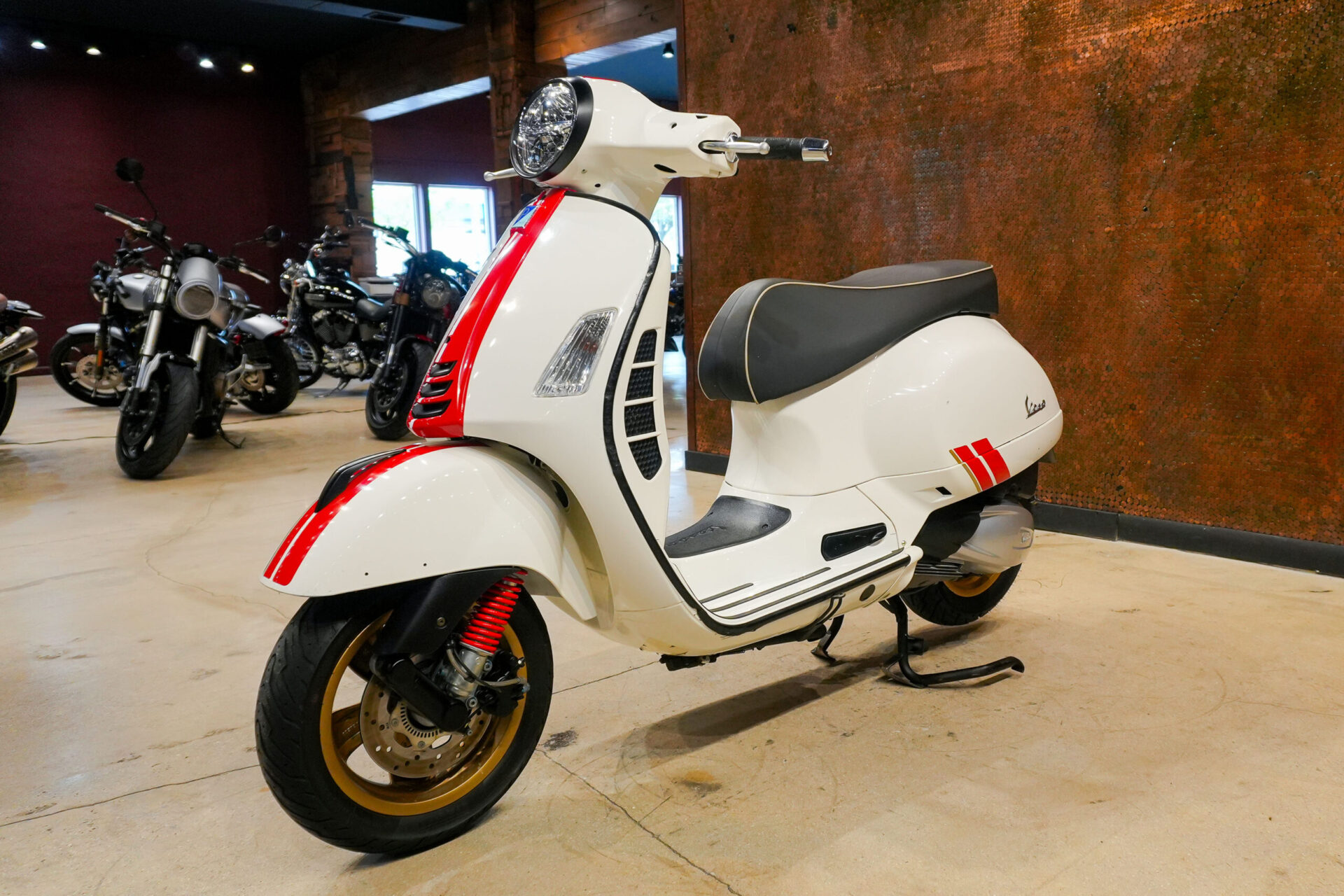 2021 VESPA GTS300 SUPER SPORT