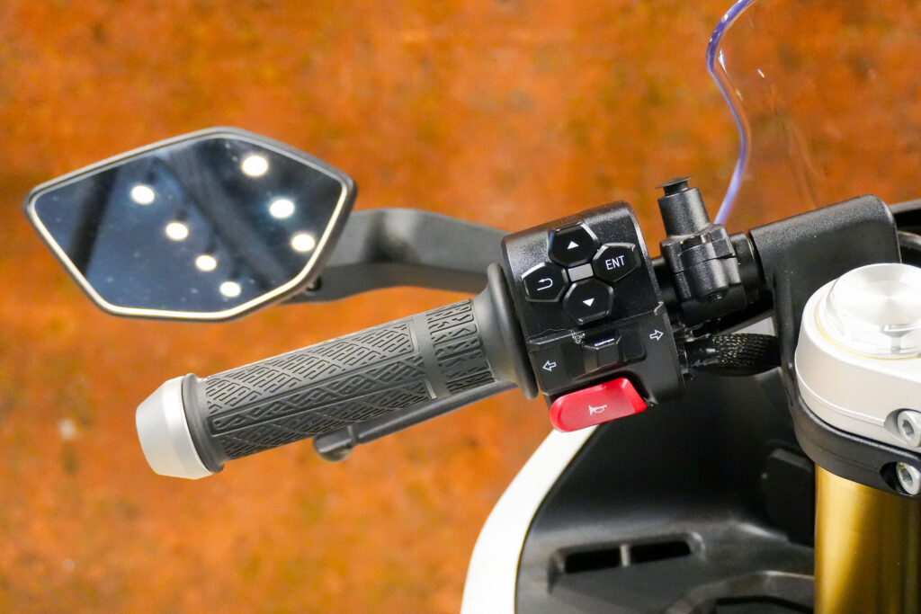 2025 CF MOTO 450SS