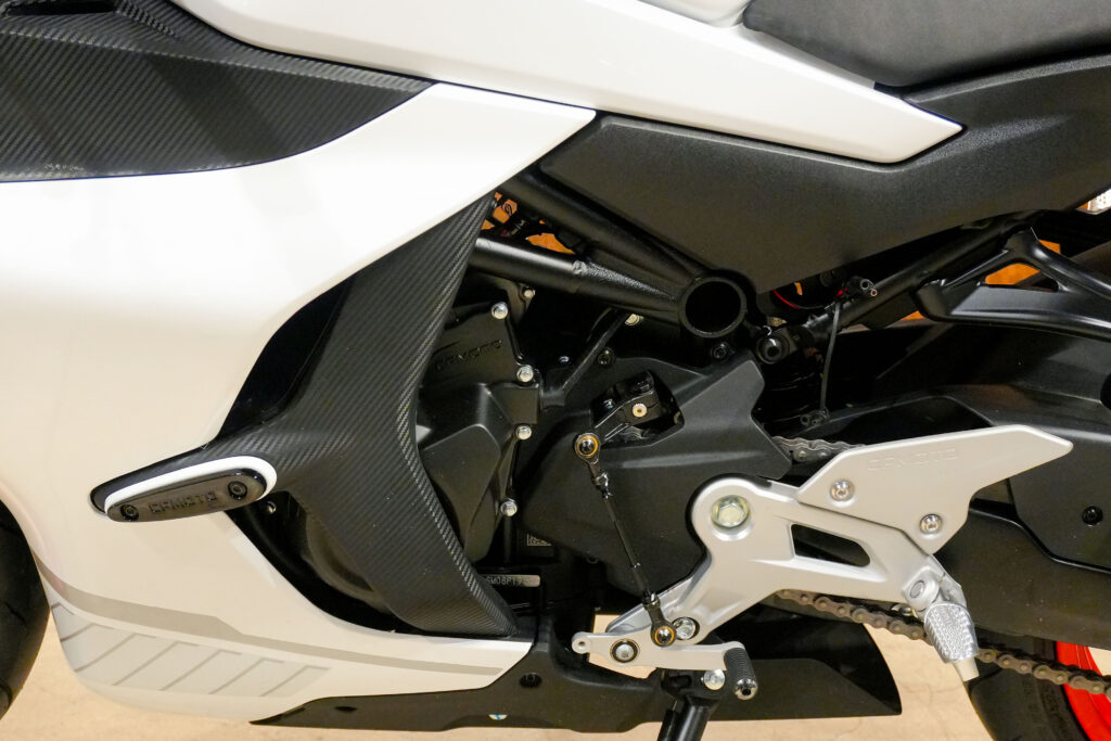 2025 CF MOTO 450SS