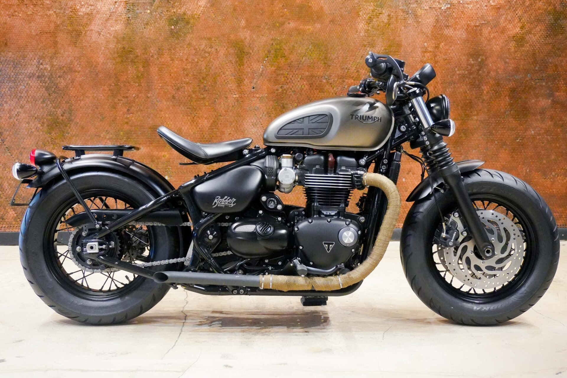 2020 TRIUMPH BONEVILLE BOBBER