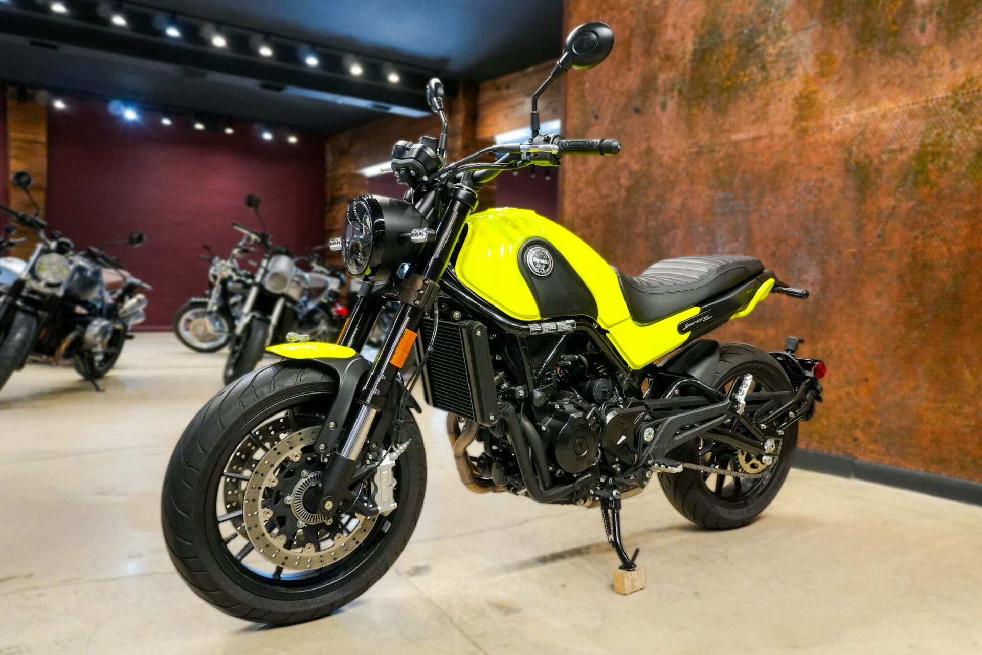 2022 BENELLI LEONCINO 500