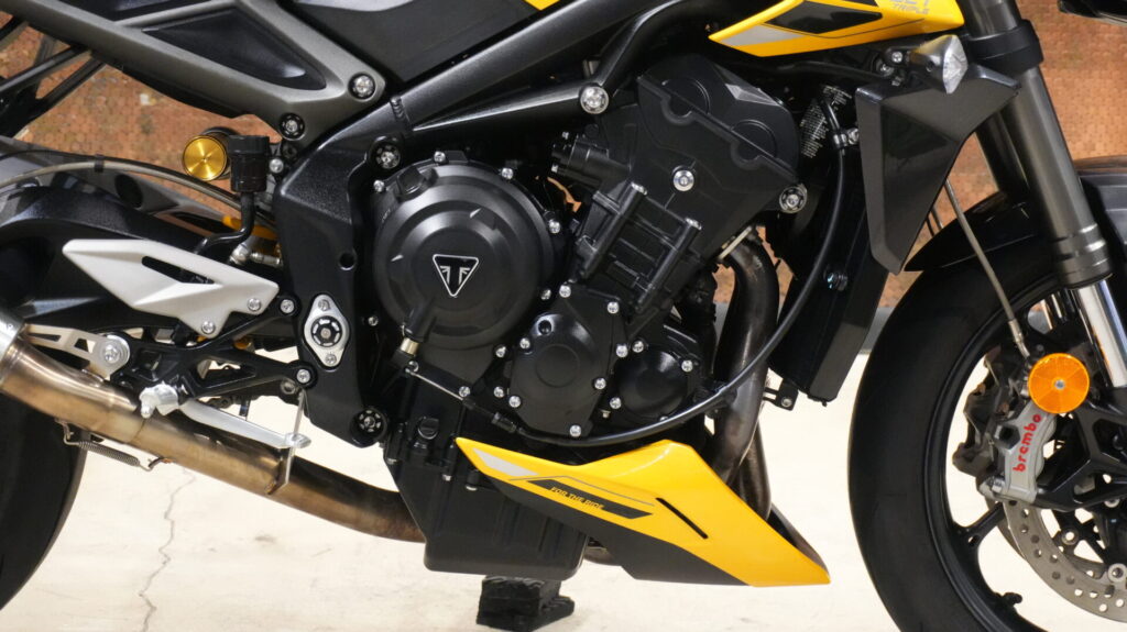 2024 TRIUMPH STREET TRIPLE RS