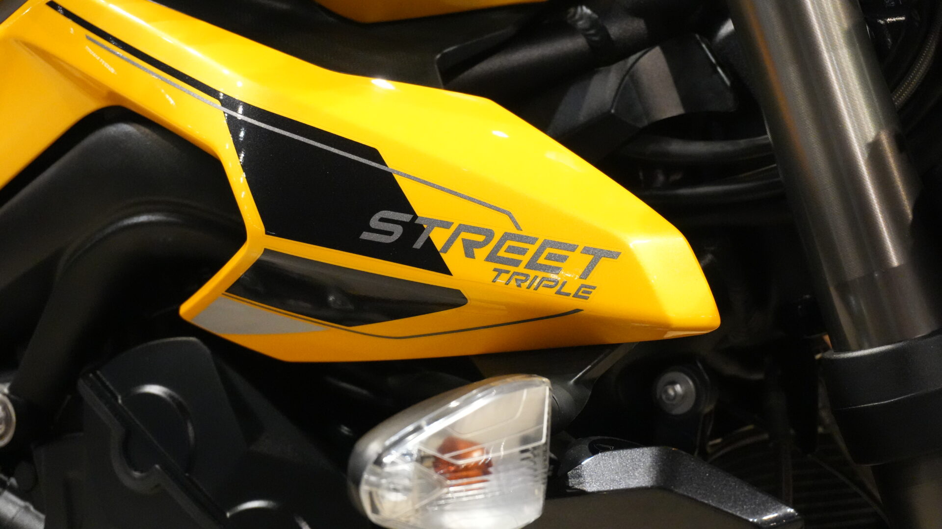 2024 TRIUMPH STREET TRIPLE RS