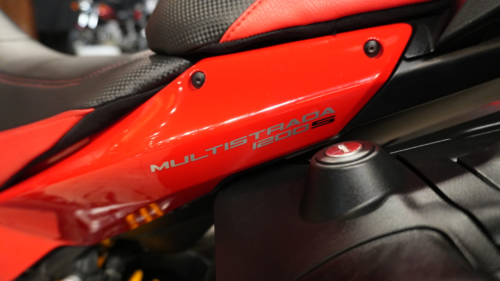 2012 DUCATI MULTISTRADA 1200S