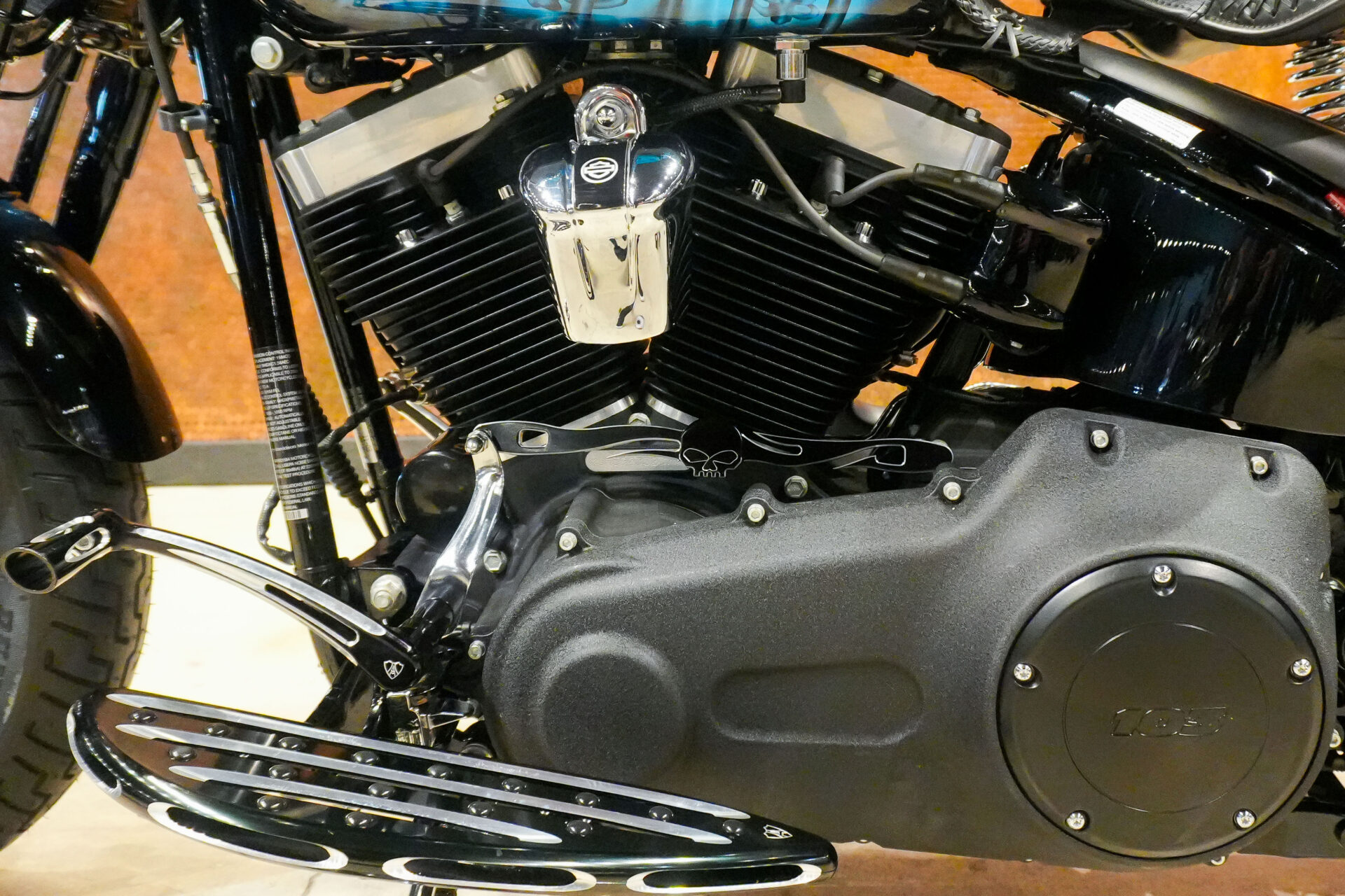 2009 HARLEY DAVIDSON CROSS BONES