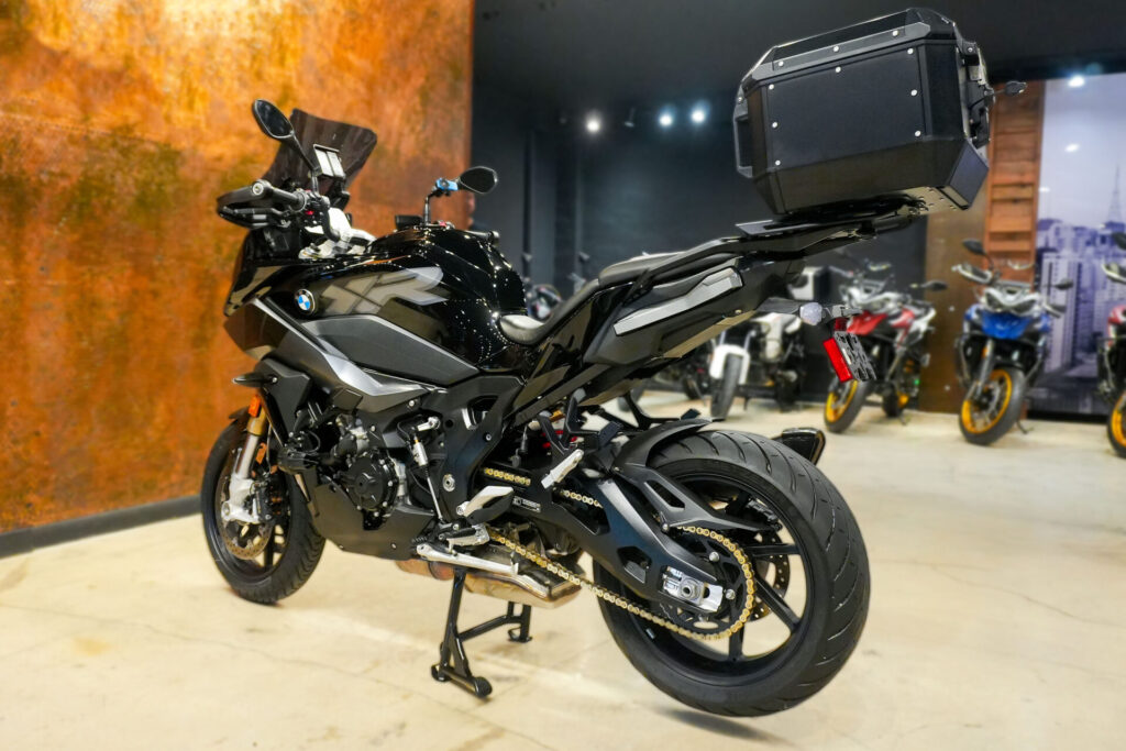 2022 BMW S1000XR
