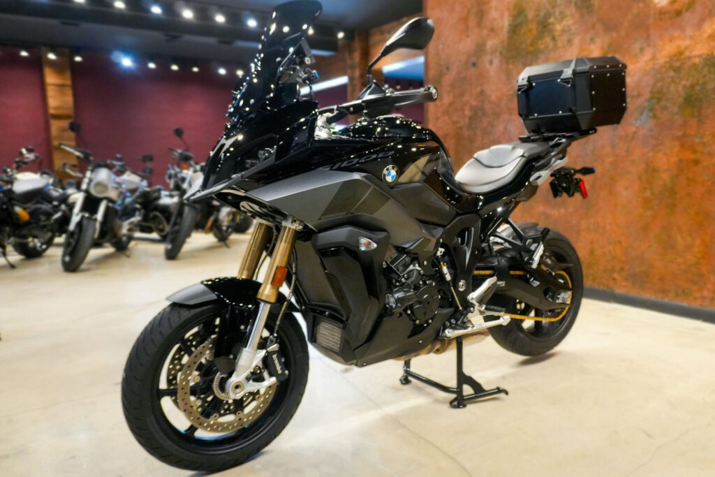 2022 BMW S1000XR