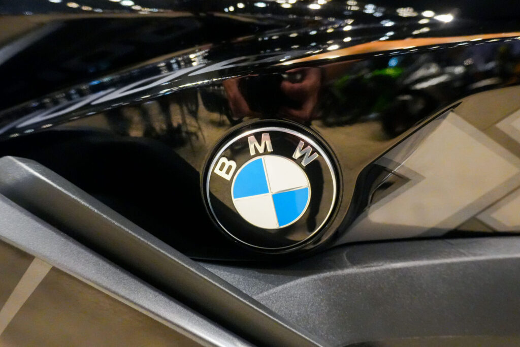2022 BMW S1000XR